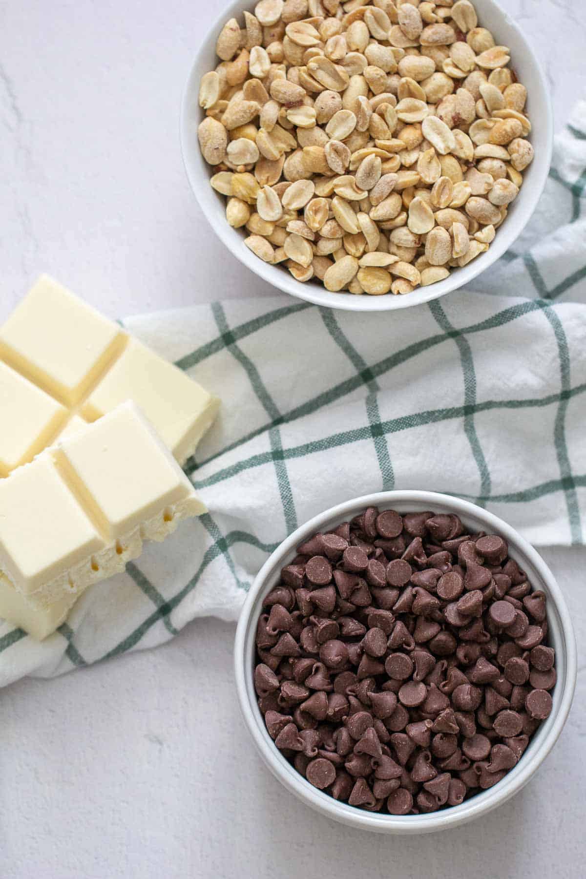 ingredients for pecan clusters