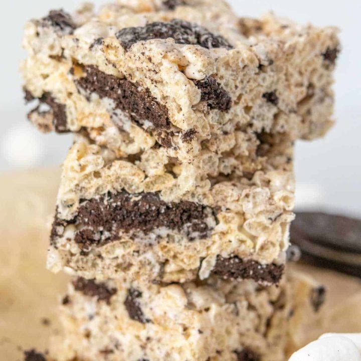 Close up of stack of Oreo rice krispie treats.