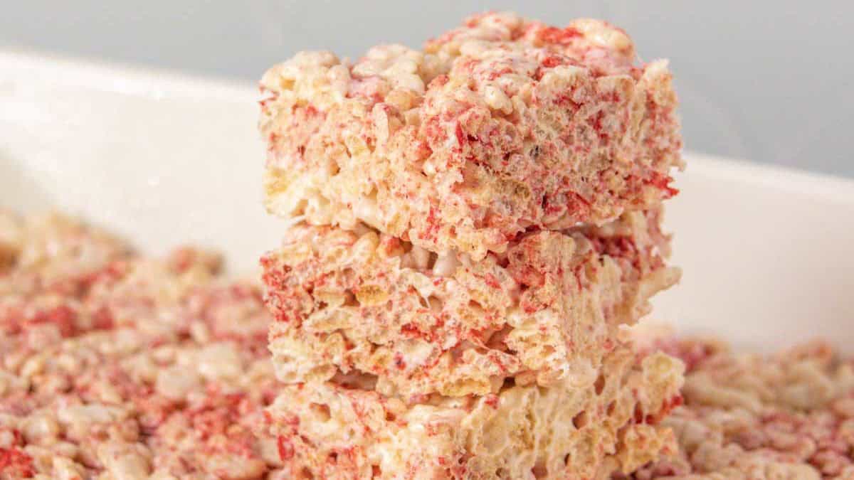 Stacked strawberry rice krispie treats.